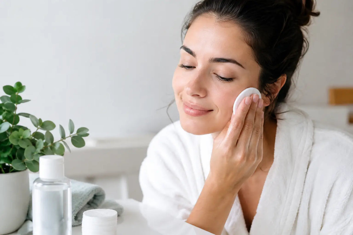 Compromised Skin Cleansing Guide for Calm Care